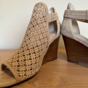 Like New, Worn Once. Cole Haan beige suede wedge. Size 7